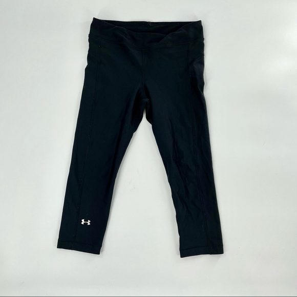 HeatGear Under Armour Capris in Black - Picture 7 of 10